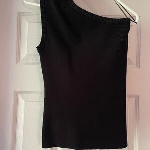Black One-Shoulder Ribbed Top